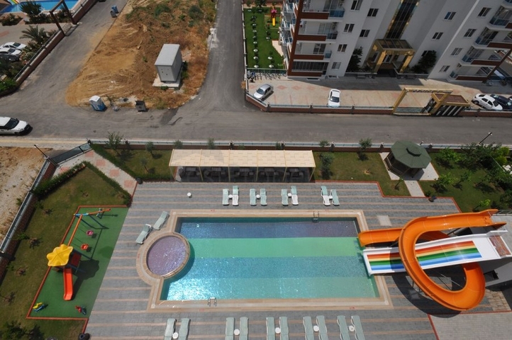 ضمن مجمع فاخر - شقة غرفة وصالة - في مهموتلار / الانيا 