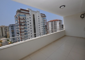 ضمن مجمع فاخر - شقة غرفة وصالة - في مهموتلار / الانيا 