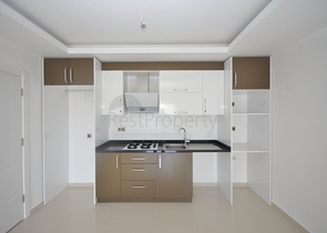 ضمن مجمع فاخر - شقة غرفة وصالة - في مهموتلار / الانيا 