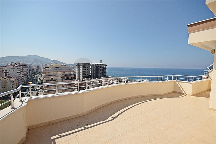 اطلالة بحر - دوبلكس 4 غرف وصالة - في مهموتلار / الانيا 