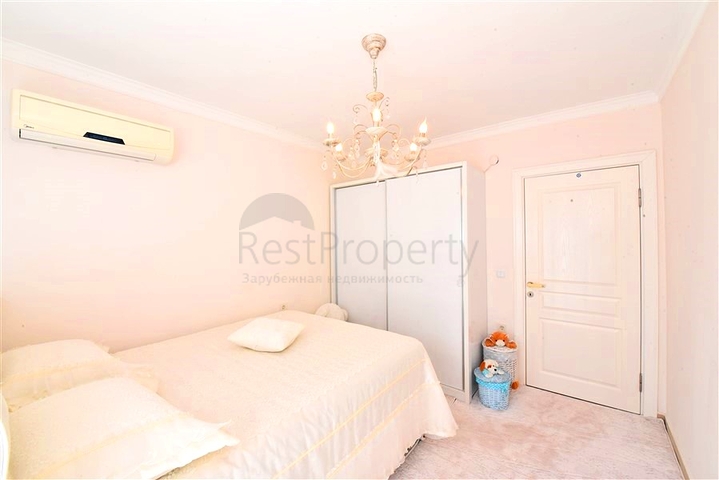 ضمن مجمع اول صف على البحر - شقة 2 غرفة وصالة  - في كاستل  / الانيا 