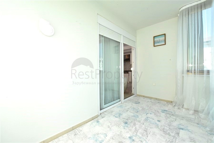 ضمن مجمع اول صف على البحر - شقة 2 غرفة وصالة  - في كاستل  / الانيا 