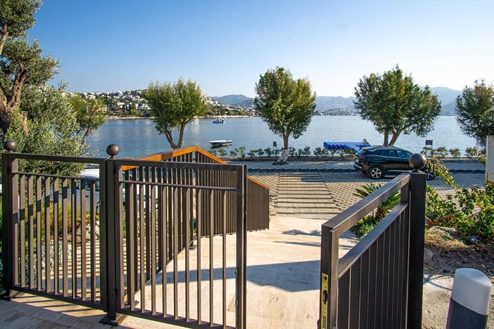 شقق باطلالة بحرية ساحرة - ضمن مجمع فاخر - في بودروم 