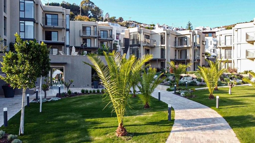 شقق باطلالة بحرية ساحرة - ضمن مجمع فاخر - في بودروم 