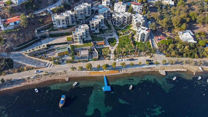 شقق باطلالة بحرية ساحرة - ضمن مجمع فاخر - في بودروم 