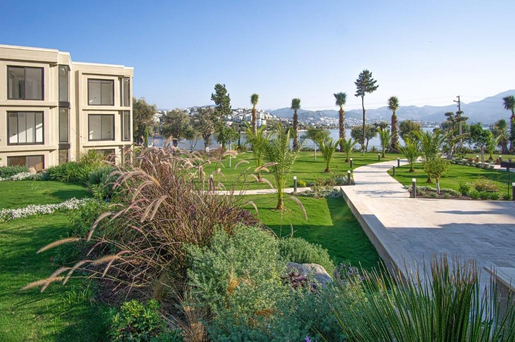 شقق باطلالة بحرية ساحرة - ضمن مجمع فاخر - في بودروم 