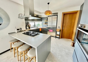 شقق باطلالة بحرية ساحرة - ضمن مجمع فاخر - في بودروم 