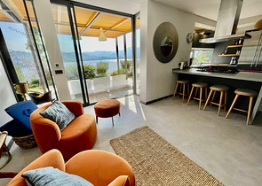 شقق باطلالة بحرية ساحرة - ضمن مجمع فاخر - في بودروم 