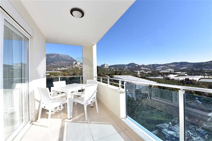 طابق مرتفع - اطلالة جبلية رائعة - شقة 1+1 - ضمن مجمع يضم كافة الخدمات - مهموتلار / الانيا 