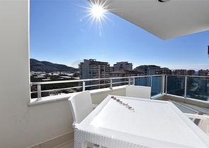 طابق مرتفع - اطلالة جبلية رائعة - شقة 1+1 - ضمن مجمع يضم كافة الخدمات - مهموتلار / الانيا 