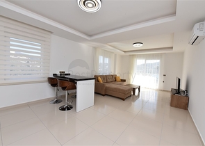 طابق مرتفع - اطلالة جبلية رائعة - شقة 1+1 - ضمن مجمع يضم كافة الخدمات - مهموتلار / الانيا 