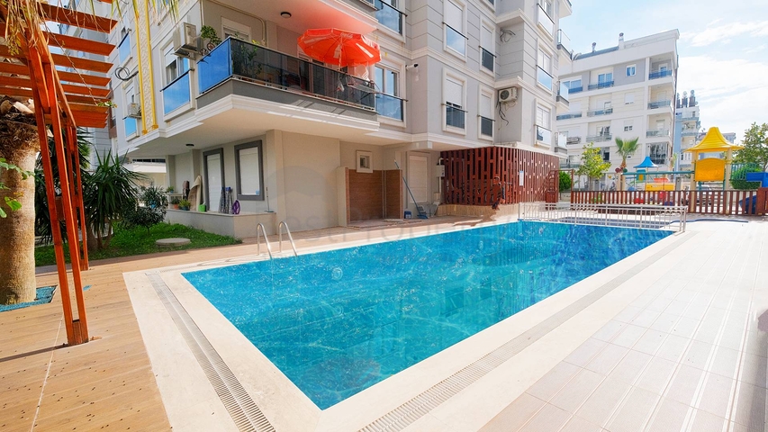 شقق فسيحة 2 + 1 و 4 + 1 في هورما كونيالتي