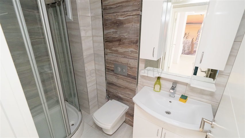 شقق فسيحة 2 + 1 و 4 + 1 في هورما كونيالتي