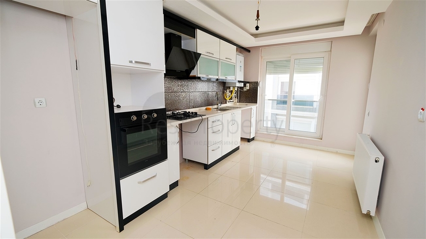 شقق فسيحة 2 + 1 و 4 + 1 في هورما كونيالتي