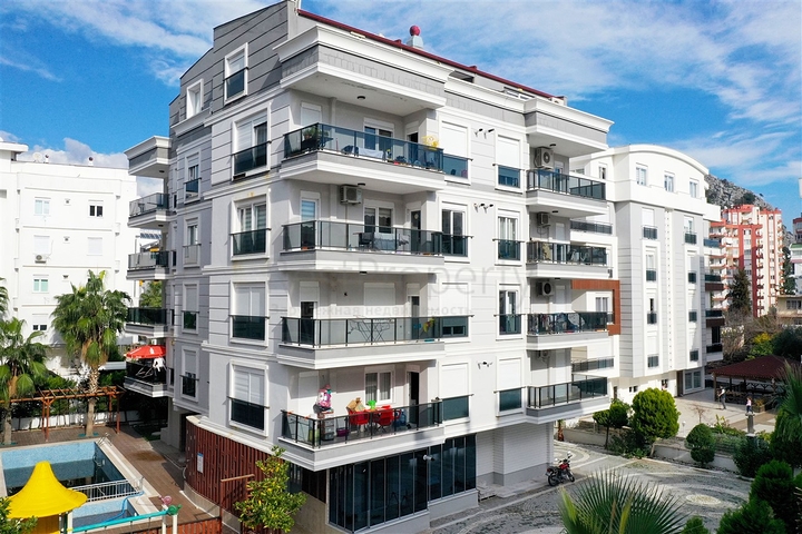 شقق فسيحة 2 + 1 و 4 + 1 في هورما كونيالتي