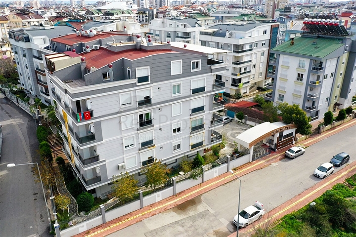 شقق فسيحة 2 + 1 و 4 + 1 في هورما كونيالتي