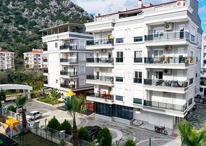 شقق فسيحة 2 + 1 و 4 + 1 في هورما كونيالتي