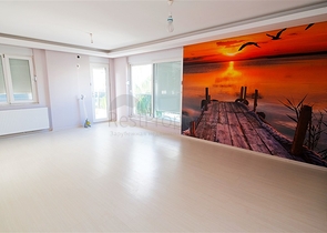 شقق فسيحة 2 + 1 و 4 + 1 في هورما كونيالتي