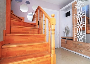 شقق فسيحة 2 + 1 و 4 + 1 في هورما كونيالتي