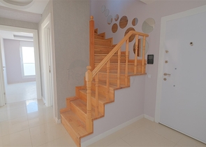 شقق فسيحة 2 + 1 و 4 + 1 في هورما كونيالتي