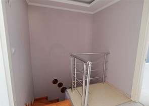 شقق فسيحة 2 + 1 و 4 + 1 في هورما كونيالتي