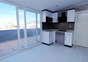 شقق فسيحة 2 + 1 و 4 + 1 في هورما كونيالتي