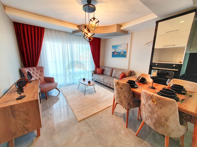 شقق مؤثثة - قريبة من البحر والاسواق - ضمن مجمع حديث - في مهموتلار / الانيا 