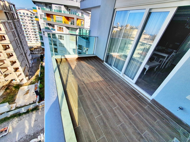 شقق مؤثثة - قريبة من البحر والاسواق - ضمن مجمع حديث - في مهموتلار / الانيا 