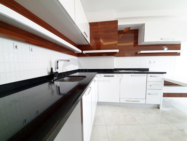 شقة ضمن مجمع فاخر - تصميم  1+1 - في مهموتلار / الانيا 