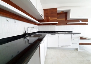 شقة ضمن مجمع فاخر - تصميم  1+1 - في مهموتلار / الانيا 