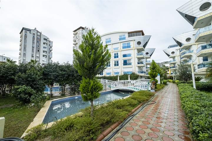 شقة مفروشة 2 + 1 في مجمع ليمان كونيالتي