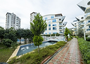 شقة مفروشة 2 + 1 في مجمع ليمان كونيالتي