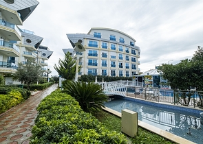 شقة مفروشة 2 + 1 في مجمع ليمان كونيالتي