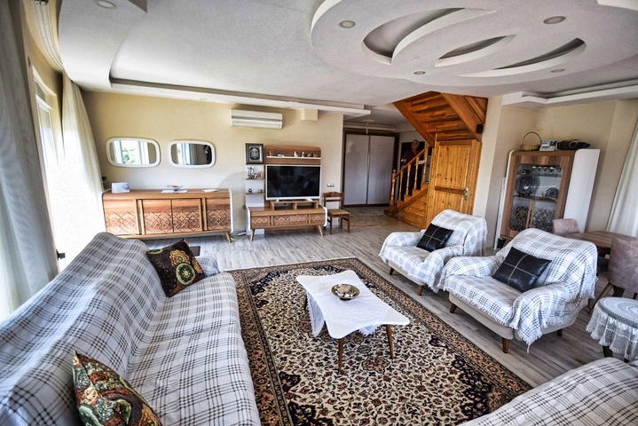 فيلا 6 + 1 في دوشيميتي انطاليا