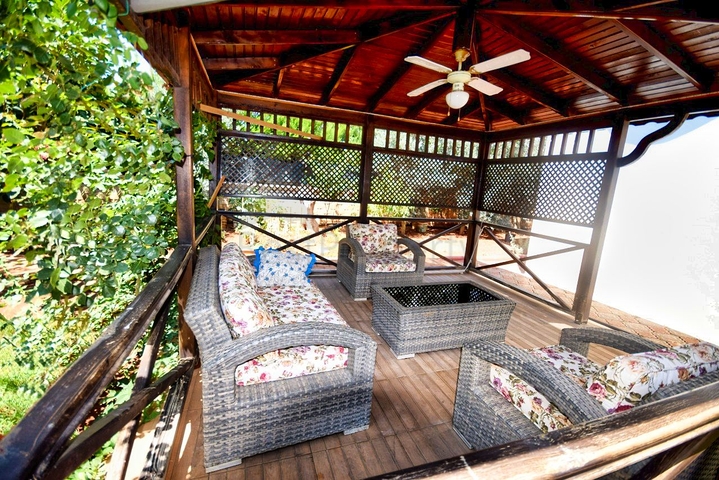 فيلا 6 + 1 في دوشيميتي انطاليا