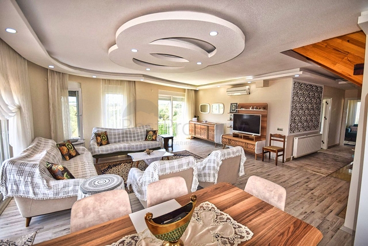 فيلا 6 + 1 في دوشيميتي انطاليا