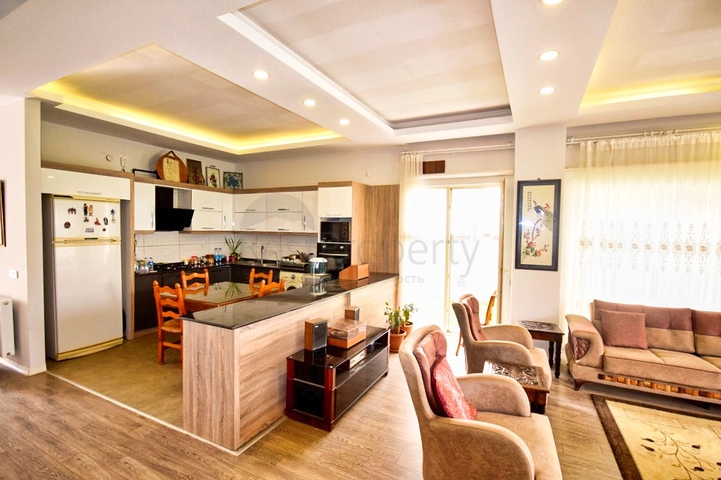 فيلا من 4 غرف نوم في Altinkol Dosemealti أنطاليا