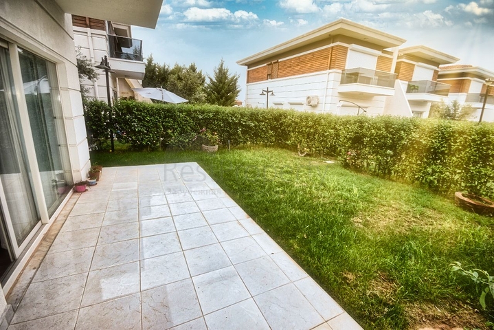 فيلا من 4 غرف نوم في Altinkol Dosemealti أنطاليا