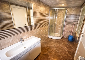 فيلا من 4 غرف نوم في Altinkol Dosemealti أنطاليا