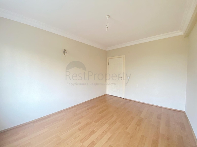 شقة 3 غرف وصالة - مطبخ منفصل - ضمن مجمع - في جيكجلي / الانيا 