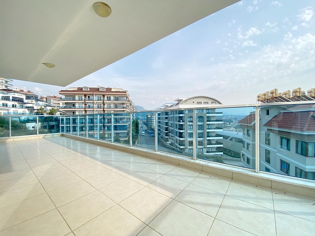 شقة 3 غرف وصالة - مطبخ منفصل - ضمن مجمع - في جيكجلي / الانيا 