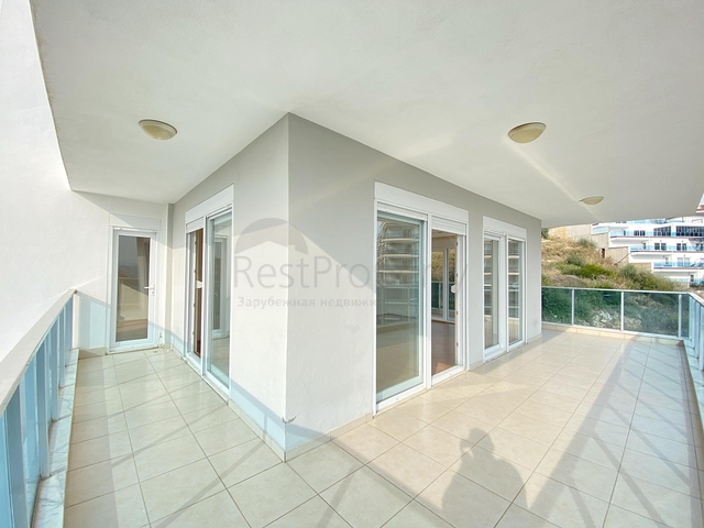 شقة 3 غرف وصالة - مطبخ منفصل - ضمن مجمع - في جيكجلي / الانيا 