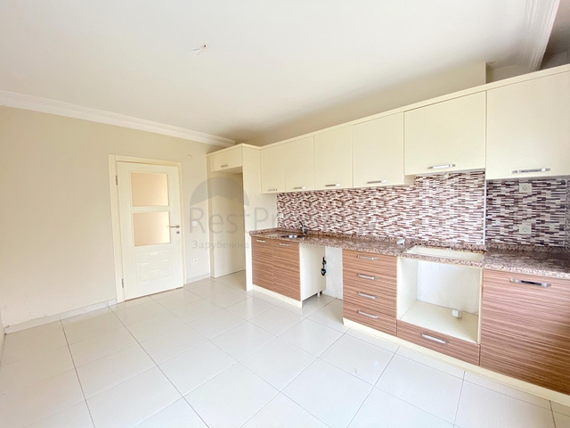 شقة 3 غرف وصالة - مطبخ منفصل - ضمن مجمع - في جيكجلي / الانيا 