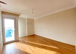 شقة 3 غرف وصالة - مطبخ منفصل - ضمن مجمع - في جيكجلي / الانيا 