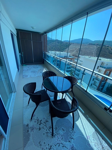 مجمع يضم كافة الخدمات -شقة غرفة وصالة - في كارجي جاك / الانيا 