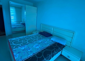 مجمع يضم كافة الخدمات -شقة غرفة وصالة - في كارجي جاك / الانيا 