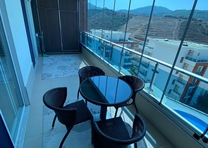 مجمع يضم كافة الخدمات -شقة غرفة وصالة - في كارجي جاك / الانيا 