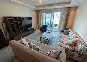 مجمع يضم كافة الخدمات -شقة غرفة وصالة - في كارجي جاك / الانيا 