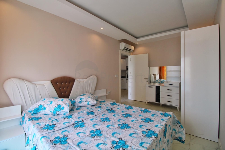 شقة غرفة وصالة -مفروشة - ضمن مجمع -قريب من البحر والخدمات -في مهموتلار / الانيا 