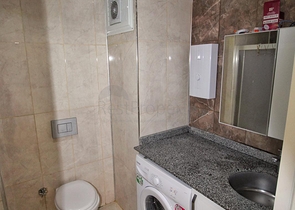 شقة غرفة وصالة -مفروشة - ضمن مجمع -قريب من البحر والخدمات -في مهموتلار / الانيا 